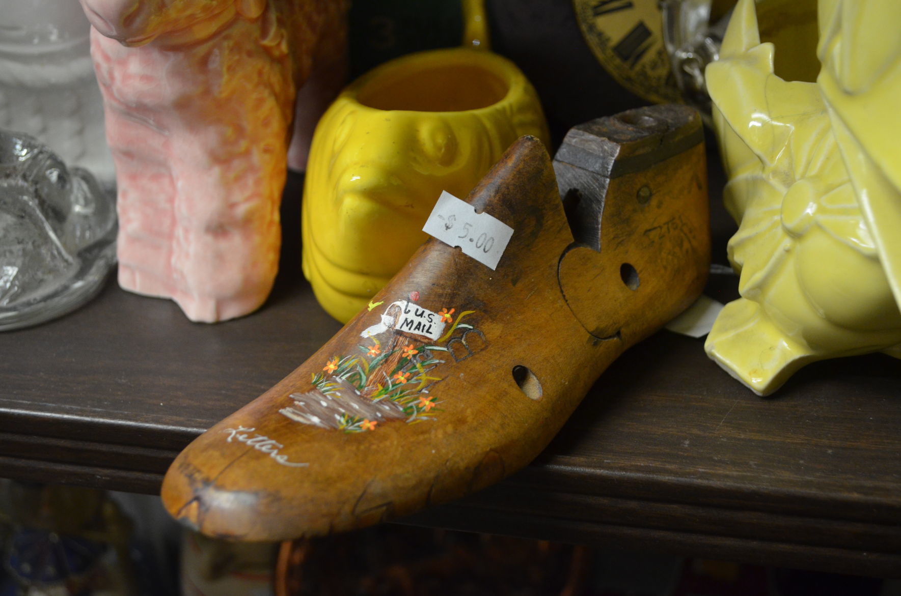 Mail shoe
